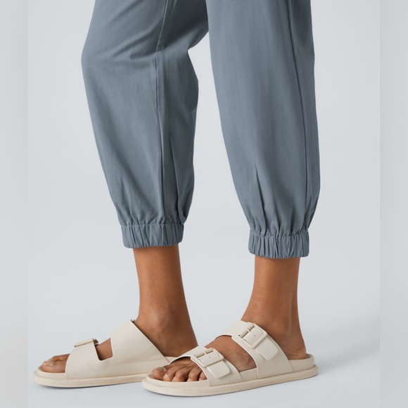 Halara Mid Rise Casual Cotton Joggers with Pockets - Picture 5 of 6